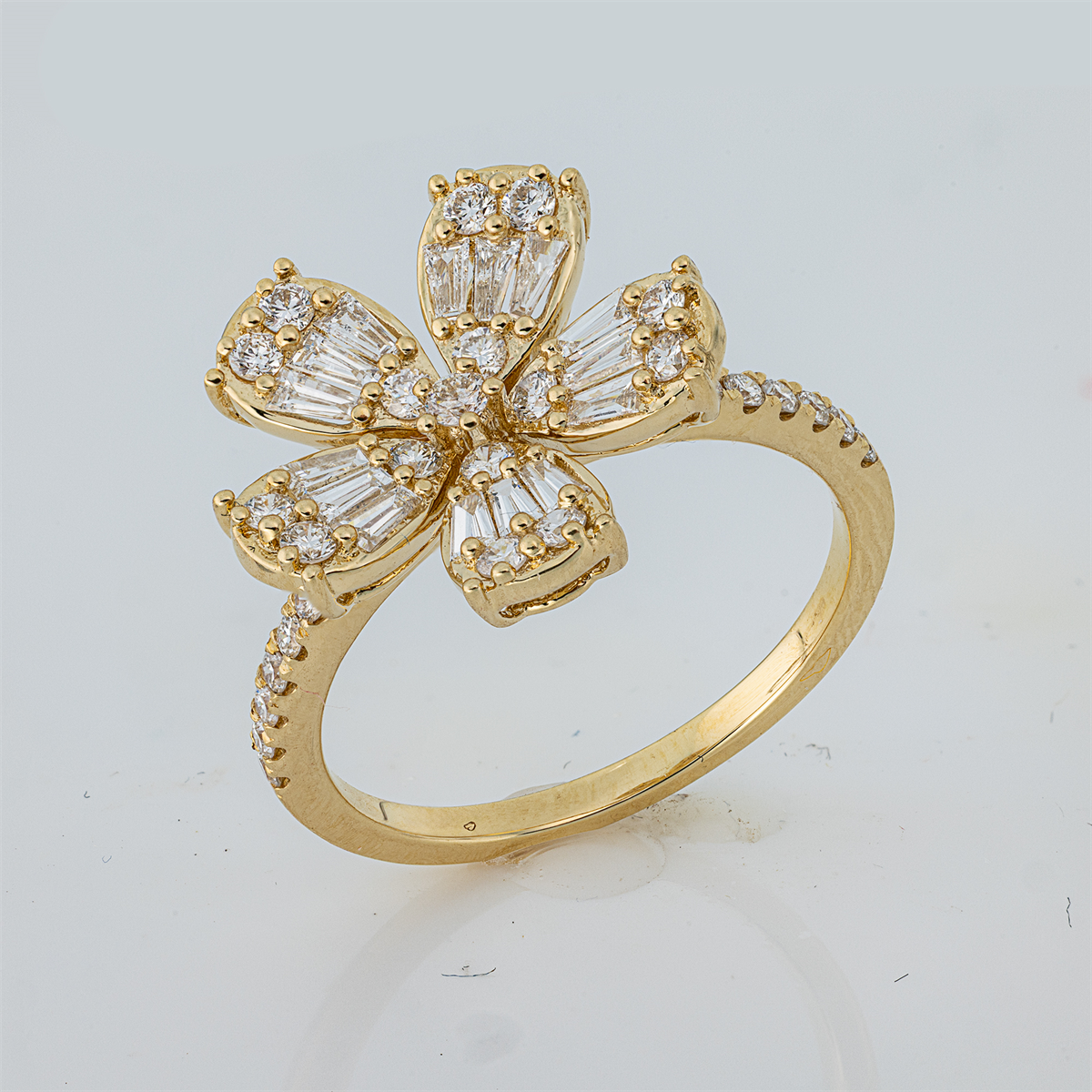 Baguette Ring - 1JD26