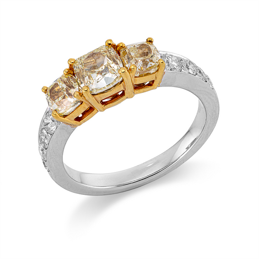 Farbiger Diamant Ring - 1HO04